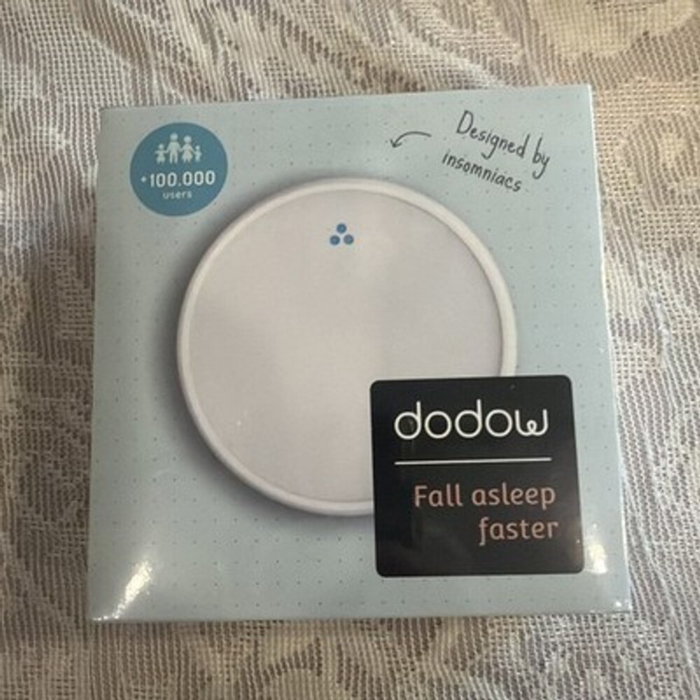 Dodow Sleep Aid Device Helps You Fall Asleep Faster/Great Insomnia Relief NEW